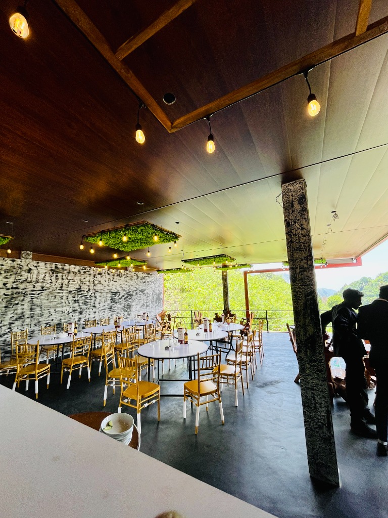 Outdoor Bar - 2
